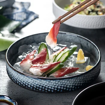 Японската керамична купа за рамена в ретро стил с релефни, лесен домакински кръг салатница за десерт, посуда за ресторант на хотела, посуда.